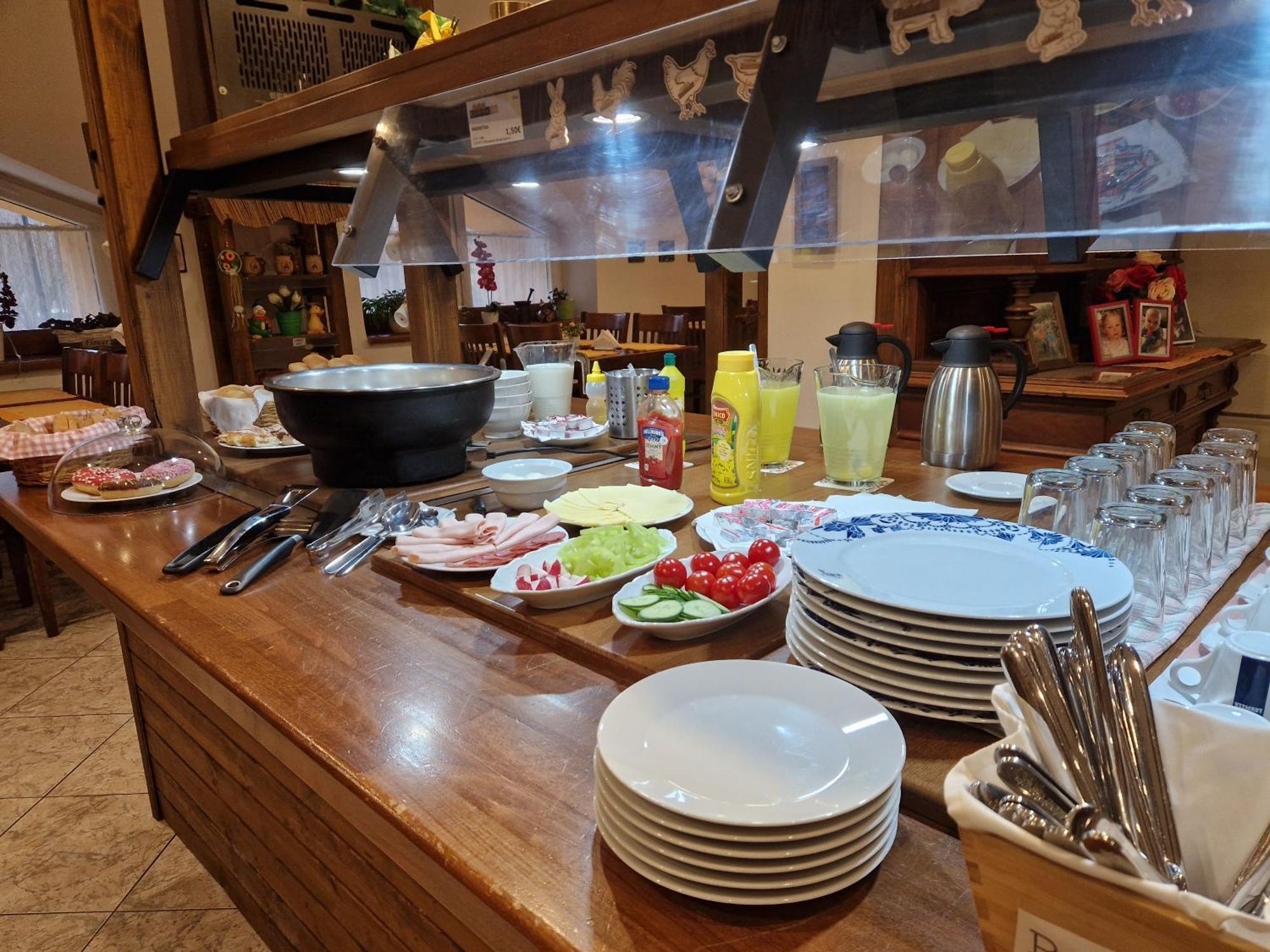 Pri Piecke Penzion A Restauracia Старе Гори Екстер'єр фото