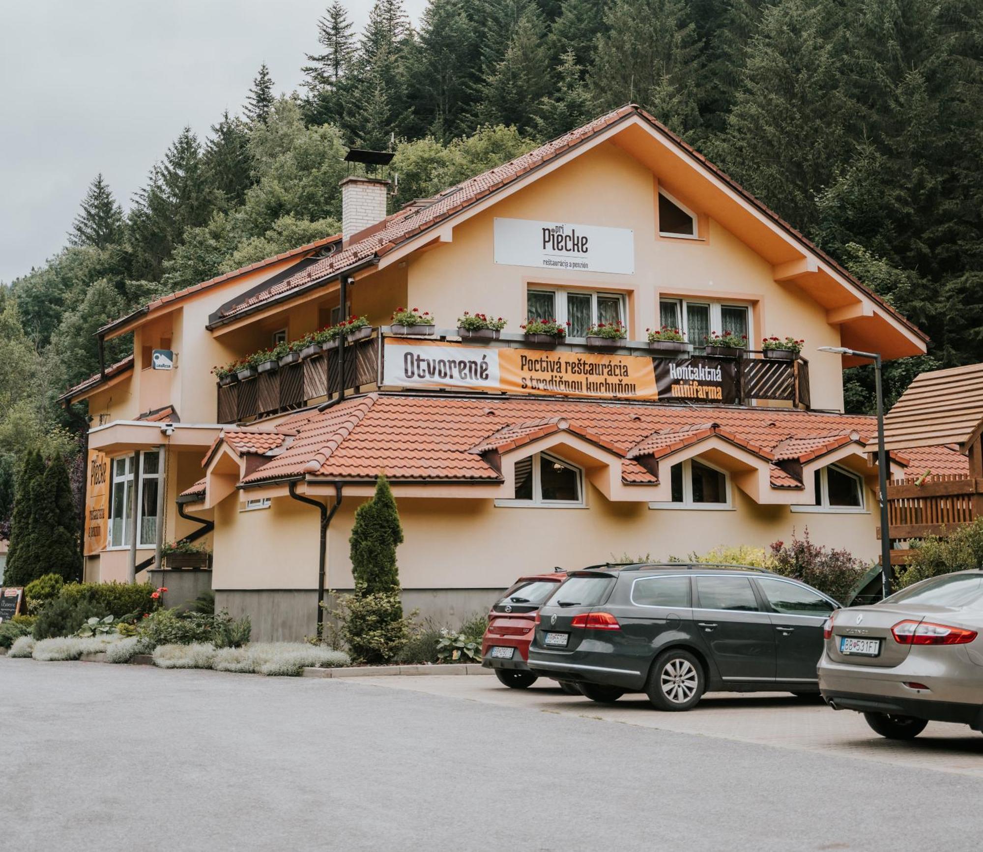 Pri Piecke Penzion A Restauracia Старе Гори Екстер'єр фото